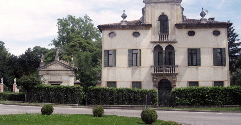 Villa Todeshini